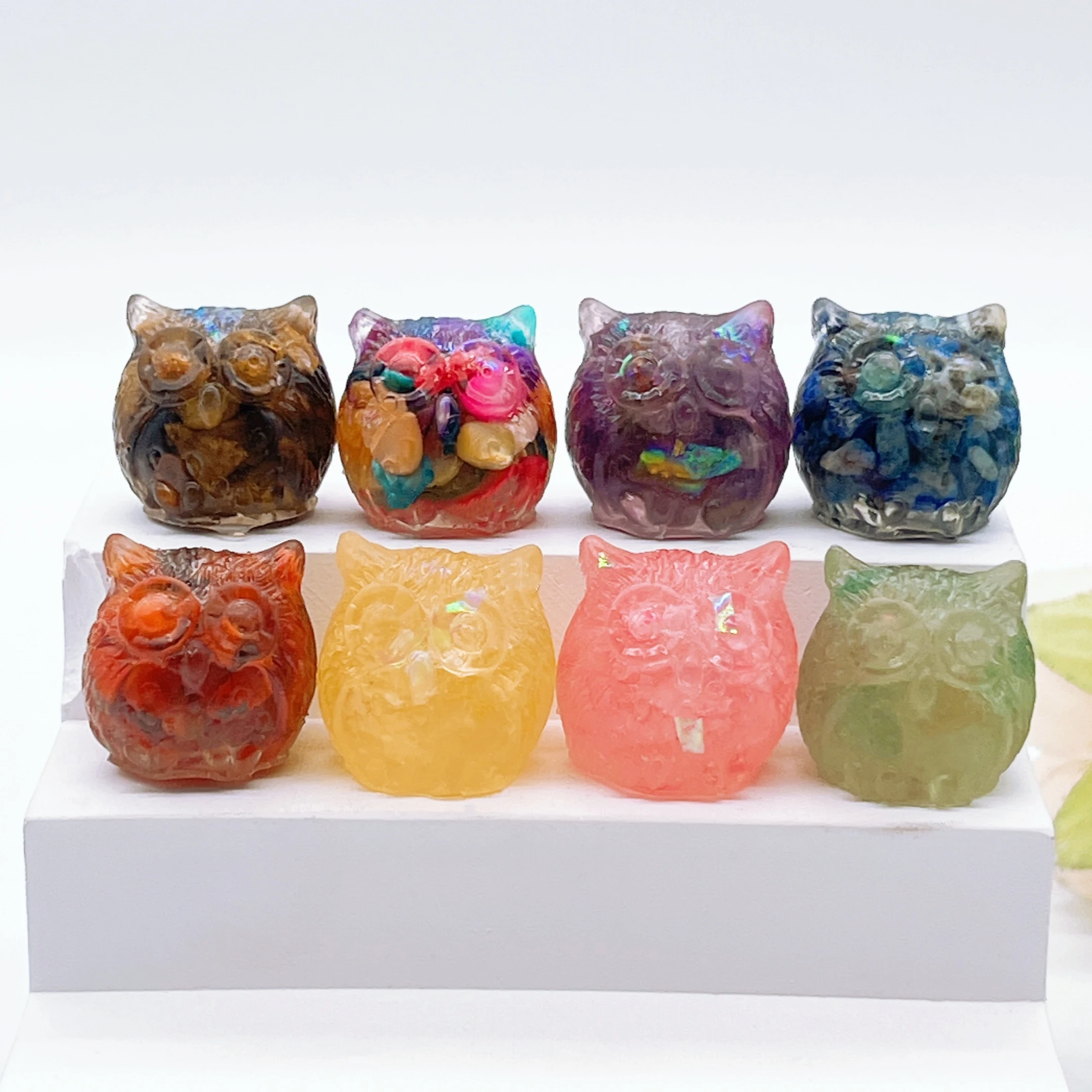 

Миниатюрная фигурка совы из розового кварца