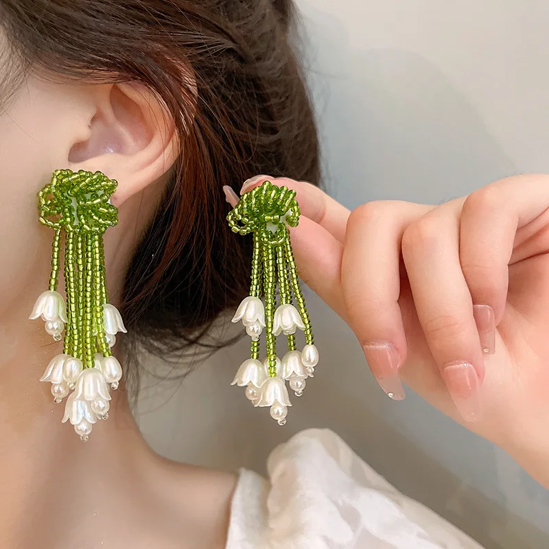 

Chic Cute/Romantic Pearl Lily Valley Flower Rice Bead Long Tassel Dangle Earring Silver Needle Charm Jewelry for Women Wholesale