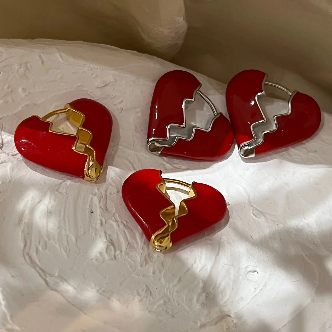 

Fashion festive red love glazed ear buckle classic woman earrings