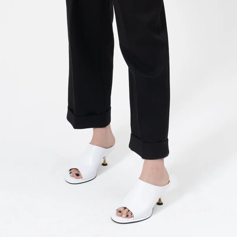 Шлепанцы женские из коровьей кожи роскошные пикантные сандалии вечерние