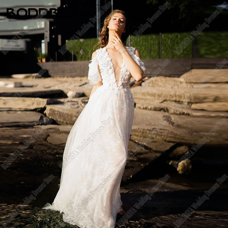

Элегантное ТРАПЕЦИЕВИДНОЕ свадебное платье RODDRSYA с аппликацией, сексуальные платья невесты из фатина с глубоким V-образным вырезом, романтичные Свадебные платья без рукавов на пуговицах с аппликацией, сексуальные пл