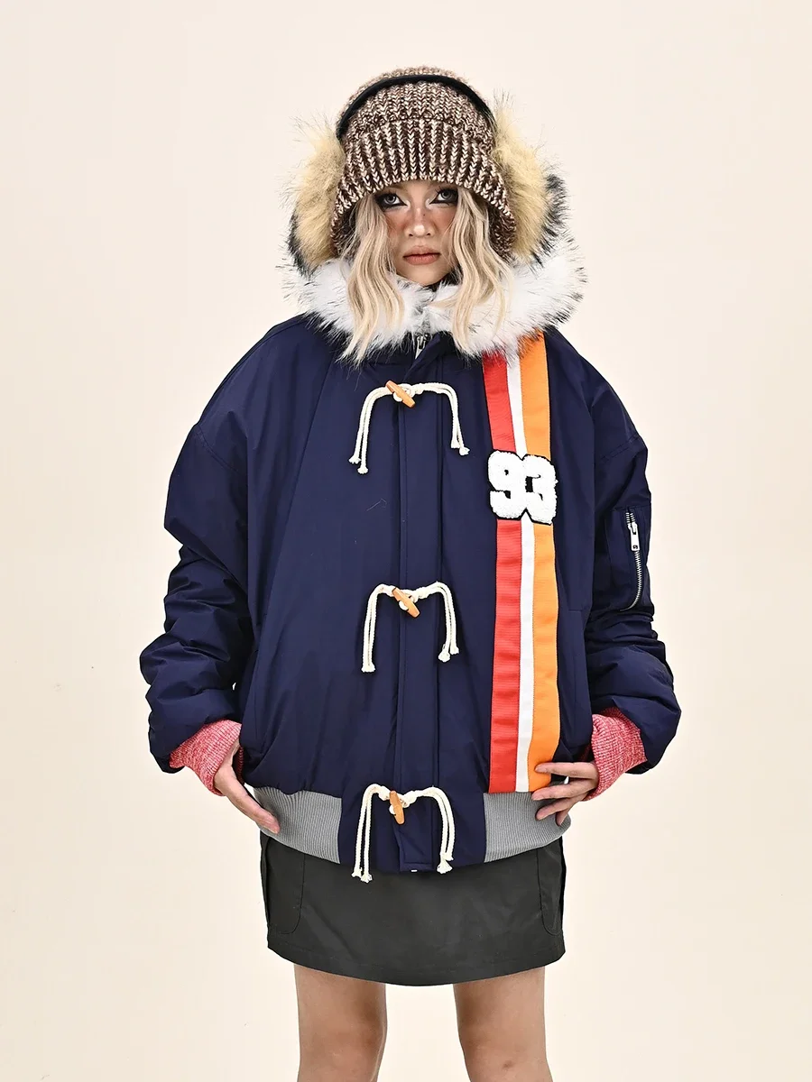 Куртка-парка с меховым воротником и пряжкой зимняя 2024