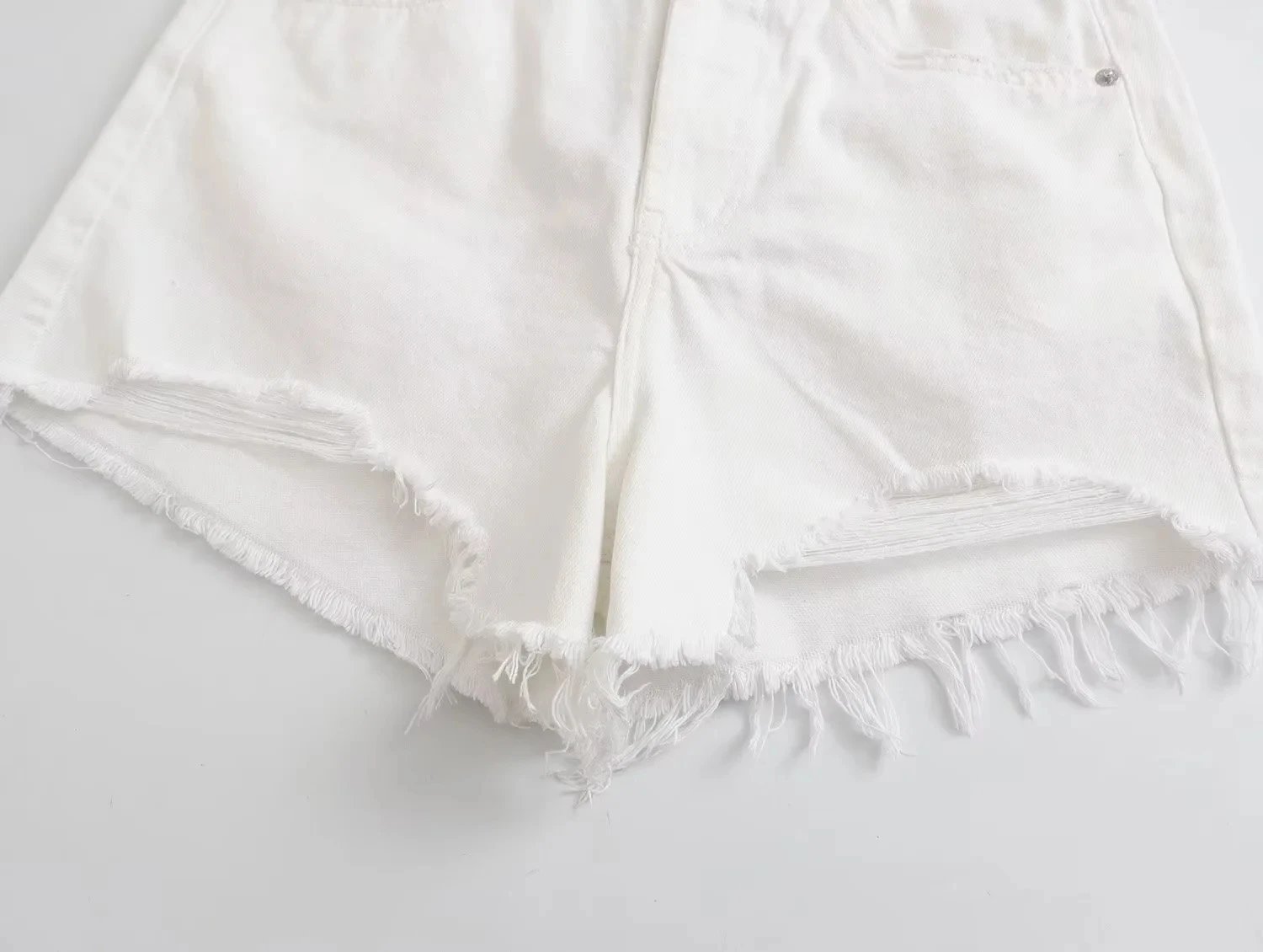 Withered 2023 American Vintage Retro Mom Denim Shorts High Waist Ripped Pure White Loose Bermuda Women