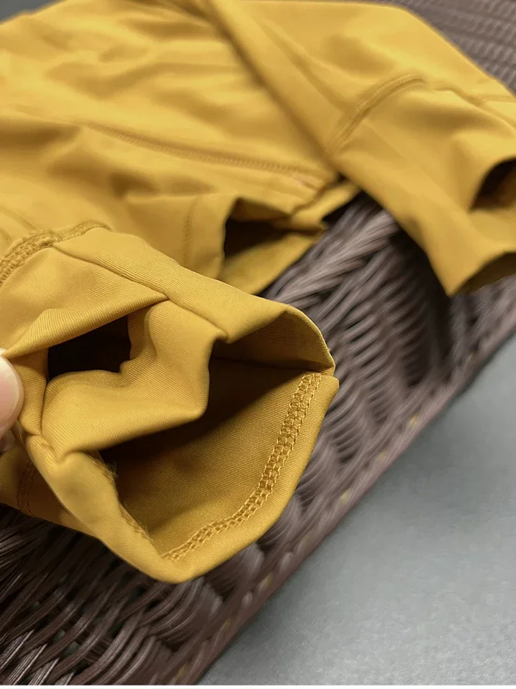 Рисунок 6 - Женская Беговая куртка Lulu