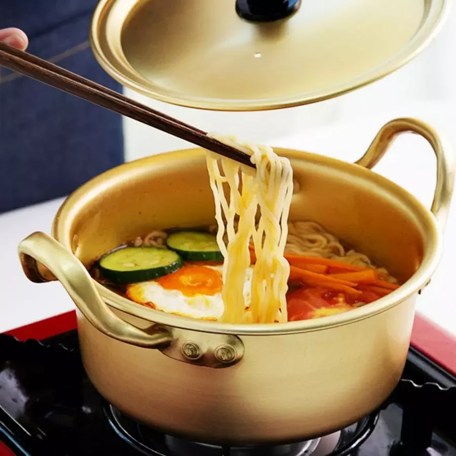 

Korean Ramen Noodle Pot Aluminum Stockpot Soup Pot Small Hot Pot W/ Lid Instant Fast Heating Noodle Cooking Pan Kitchen Cookware
