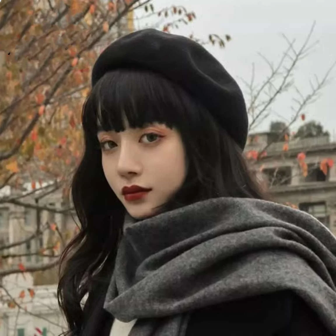 Женский шерстяной берет с большой окружностью головы и восьмиугольной