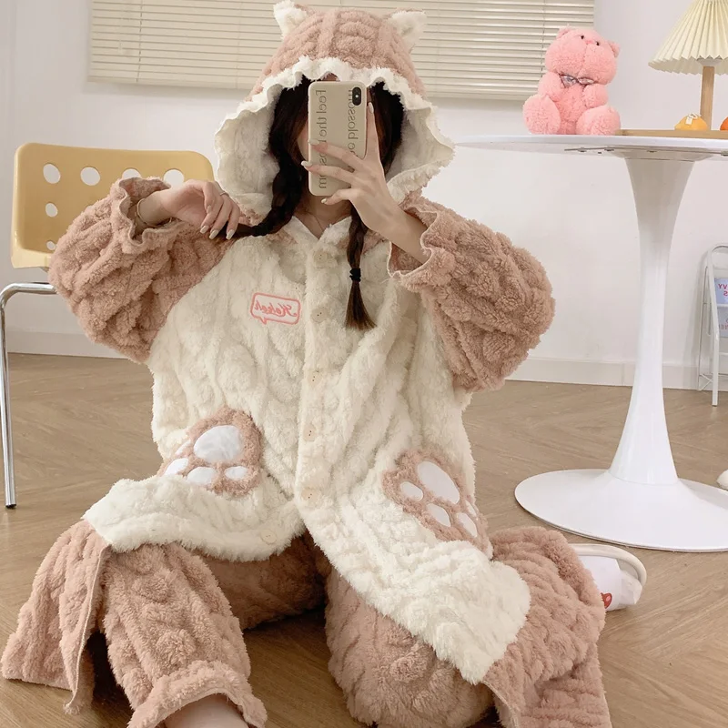 FUNISHI Winter Pajamas Flannel Nightdress Hooded Loose Version Inspissate Plush XXL пижама женская Women's pajamas Pajama Set
