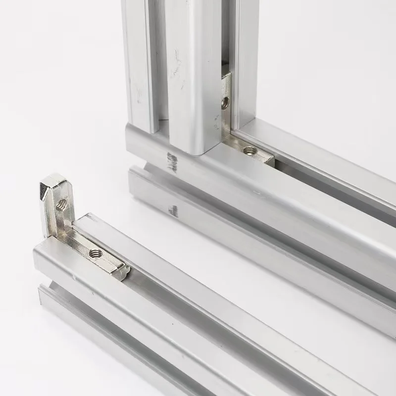 Внутренний угловой кронштейн для экструзии алюминия