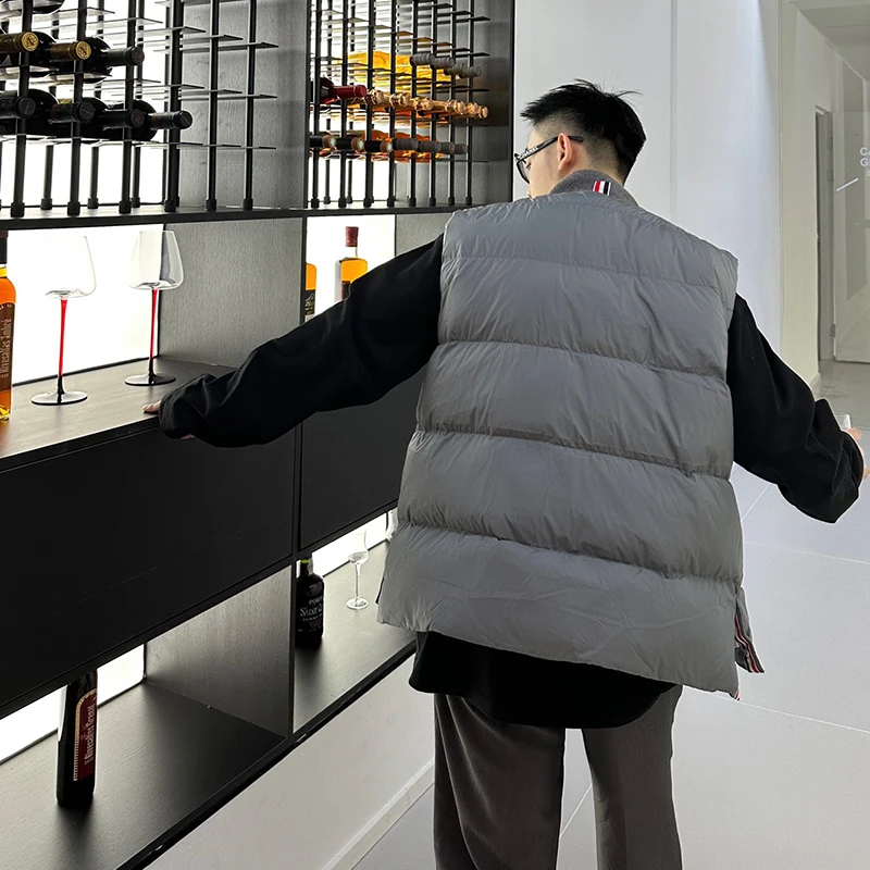 Winter Men Vest Down Jacket Smart Causal Warm Sleeveless Jackets Luxury Brand Famous Stripes Design Women TB Waistcoat