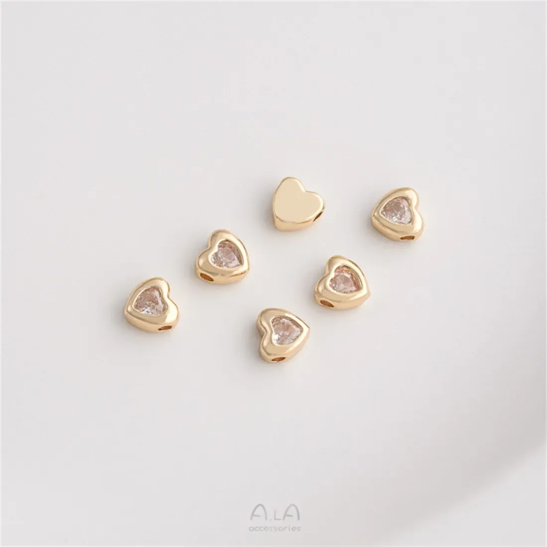 Квадратные бусины с инкрустацией золотом 14 карат красные циркониевые зеленые