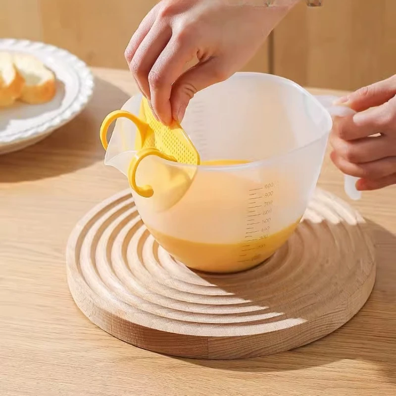 

Household Small Hole Filter Screen Drain Basket with Scale Rice Sieve Measuring Cup Baking and Egg Bowl