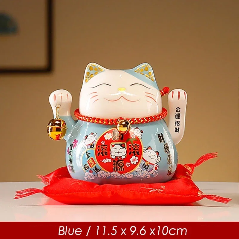 

Керамический машущий кот на удачу