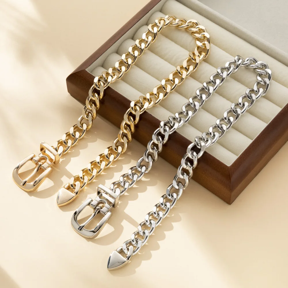 Женское ожерелье с подвеской в виде цепочки