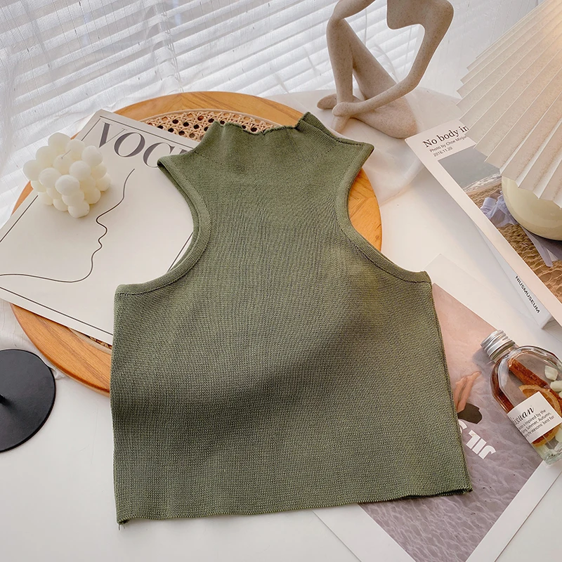 Женская Трикотажная майка с открытыми плечами однотонная |