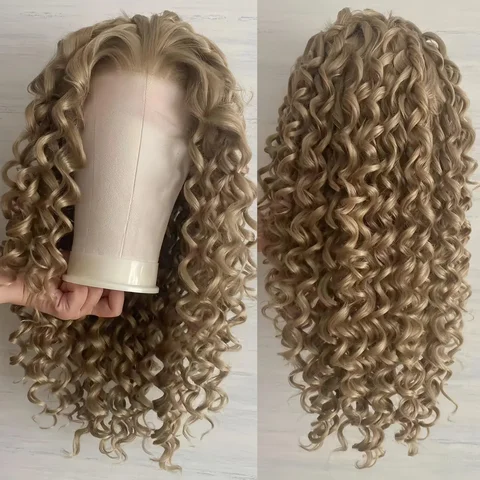 Синтетический парик Lu's Wigs пепельно-русый