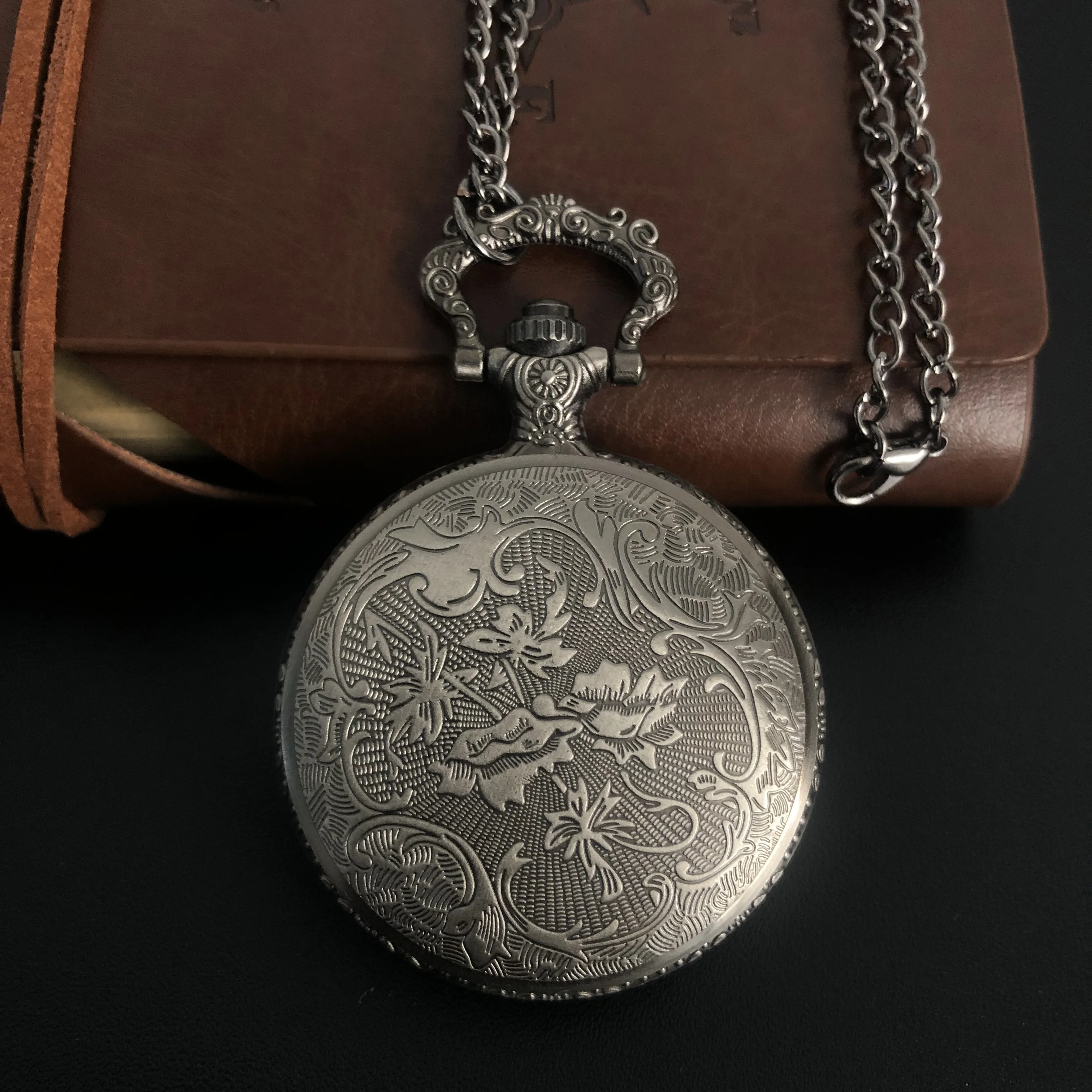 Gray 3D Famous Character Carved Black Dial Quartz Pocket Watch Necklace Pendant Gifts For Women Or Man with Fob Chain