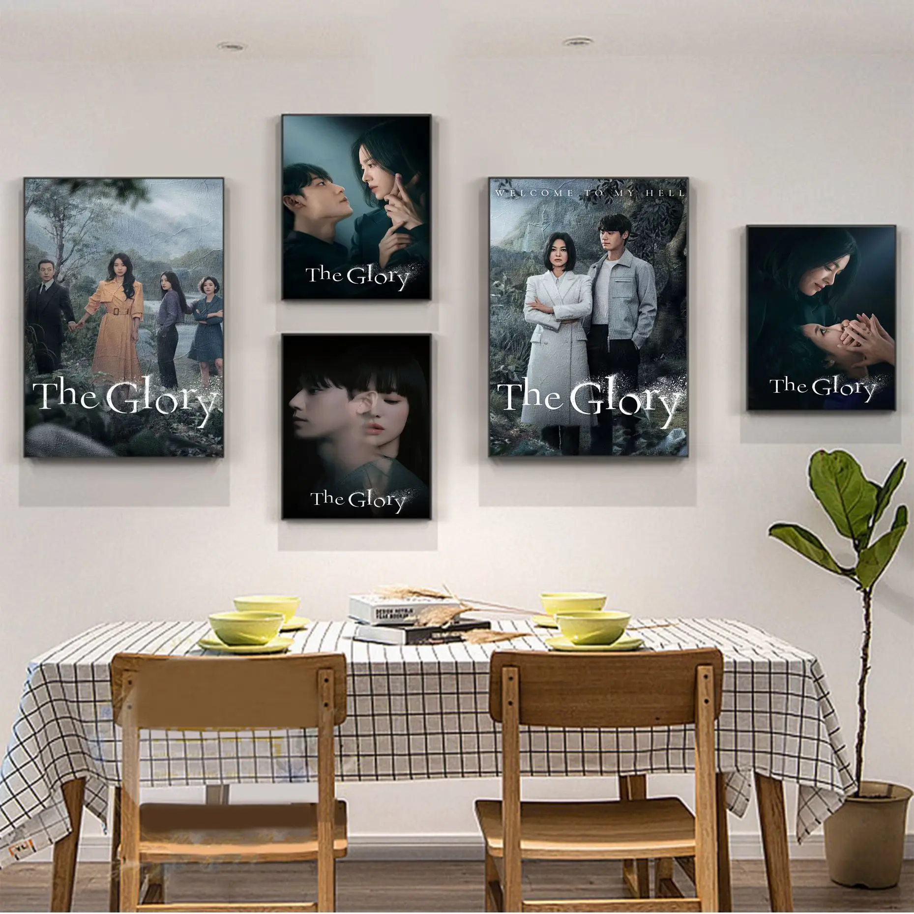 

Hot The Glory 2 TV Show Korean Whitepaper Poster Whitepaper Sticker DIY Room Bar Cafe Posters Wall Stickers