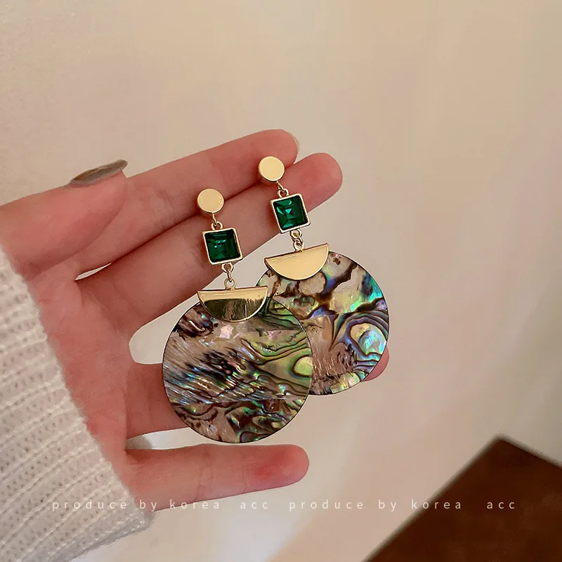 

1 Pair Gold Hyperbole Natuarl Abalone Shell Round Arcylic Earring Emerald Zircon Ear Drop Silver Pin Boho Woman Party Jewelry