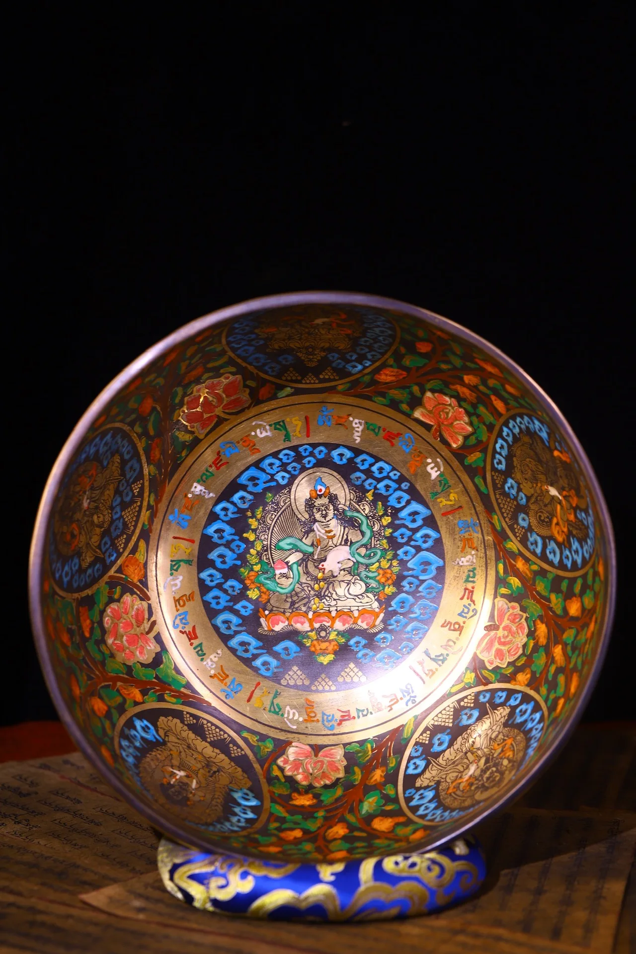 11-дюймовая коллекция тибетского храма старая бронза окрашенная в желтом цвете