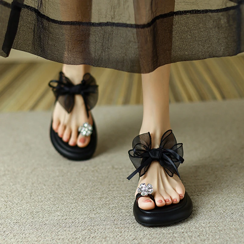 

Shiny rhinestone flip flops slippers Women summer elegant flats sandals slides Female mesh bow knot designer platform shoes 2022