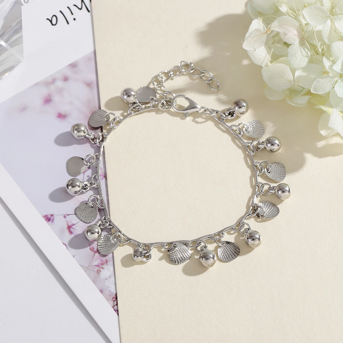 

Silver Color Letter Charm Bracelets &Bangle for Women's 2022 Fashion Metal Shell Pendant Pearls Geometric Jewelry Accessories