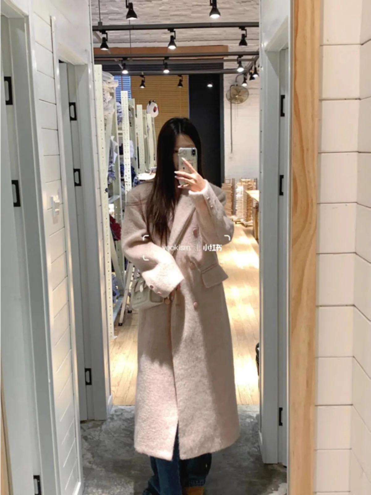 Внесезонное розовое шерстяное пальто: Женская шерстяная куртка на осень и зиму