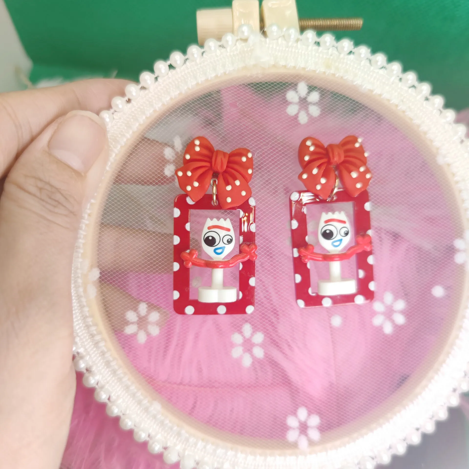 

Disney Winnie the Pooh Women Fashion Earrings Metal Donald Duck Cute Cosplay Decoration Forky925 Silver Needle Ear Pendents