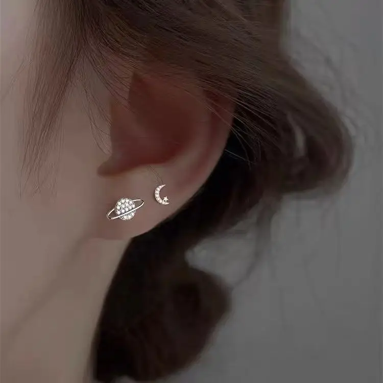 Silver-plate Asymmetric Cute Space Astronaut Planet Opal Stud Earrings for Women Silver Color Lovely Simple Ear Piercing Jewelry