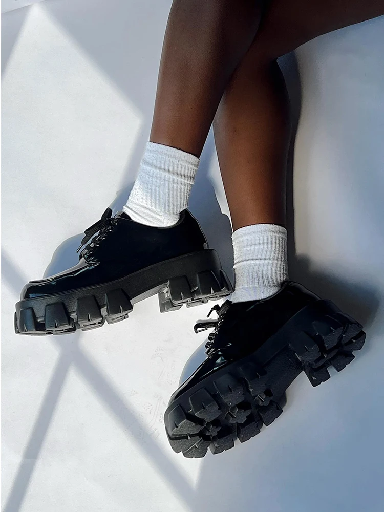 Большие размеры 40-46 Британские женские оксфорды Wingtip массивная платформа панк