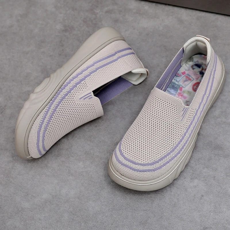 Женские слипоны на толстой подошве