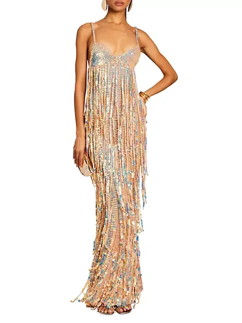 Женское вечернее платье на бретелях-спагетти блестящее с открытыми плечами без