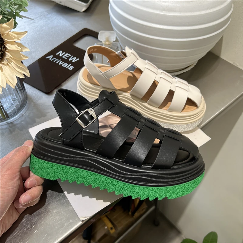 

Сандалии женские на плоской платформе, повседневные босоножки-гладиаторы без каблука, модные пляжные сандалии в римском стиле для девушек, ...