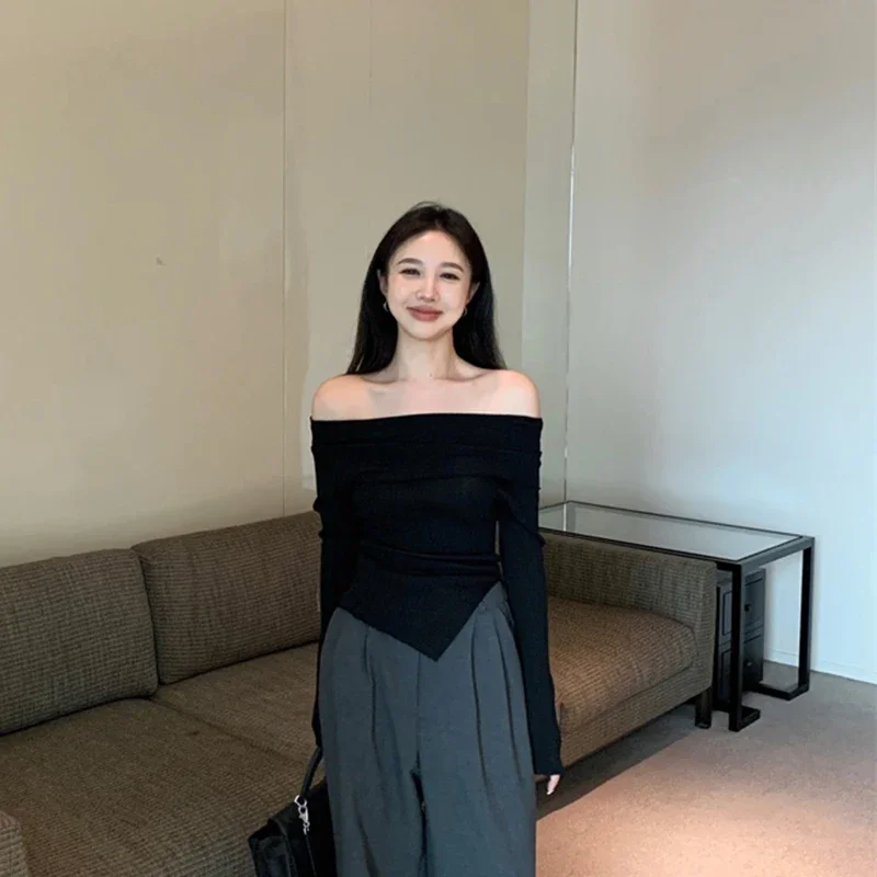 Пуловер женский трикотажный с открытыми плечами свитер длинными рукавами в