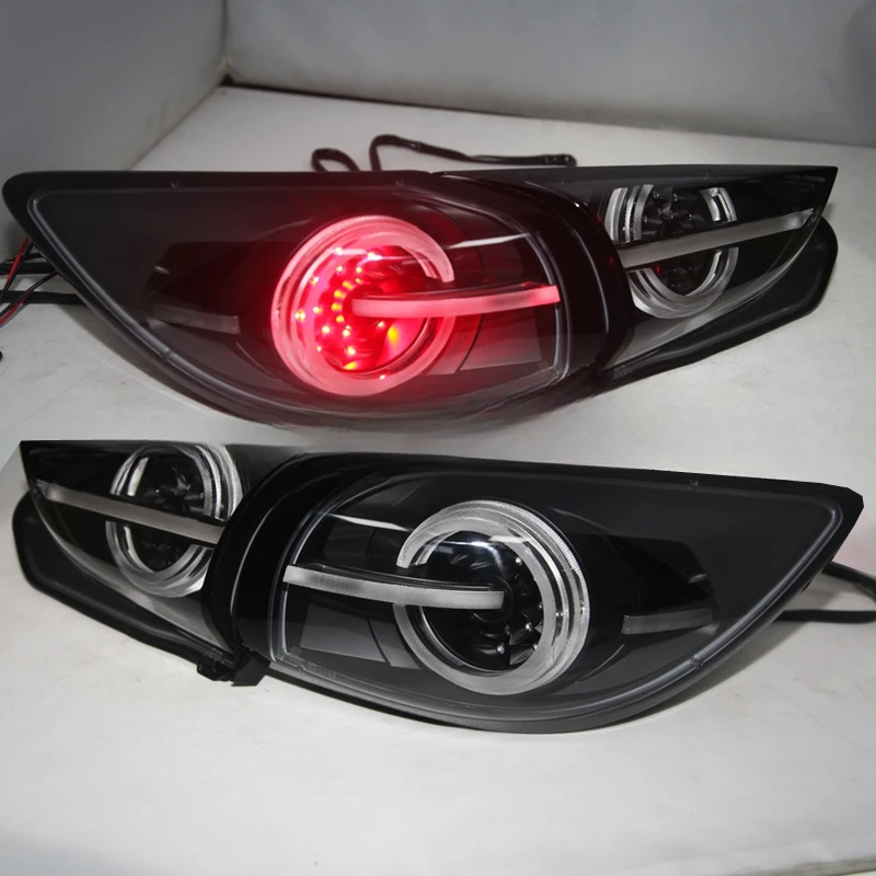 

LED rear light For MAZDA 3 Axela Hatchback LED Strip Tail Lamp 2015 -2018Clear cover TW