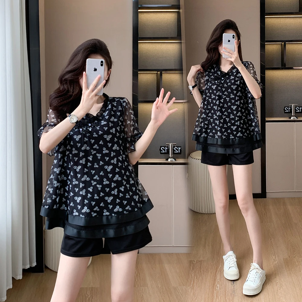 Летняя Новинка 2024 большая футболка для полных девушек с V-образным вырезом и