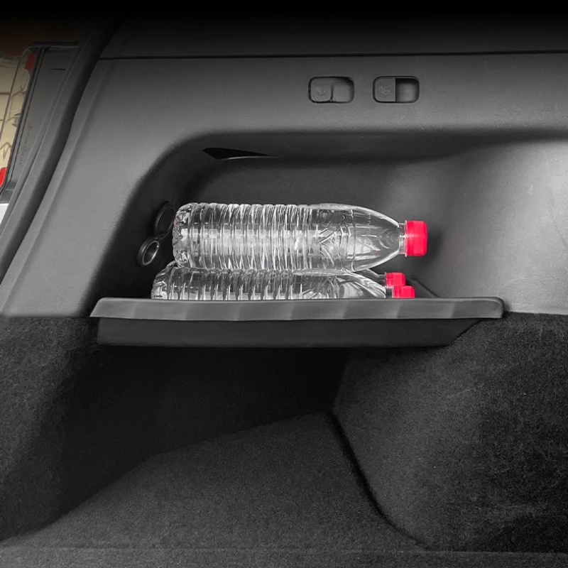 Рисунок 5 - Перегородка для хранения в багажнике Tesla Model Y