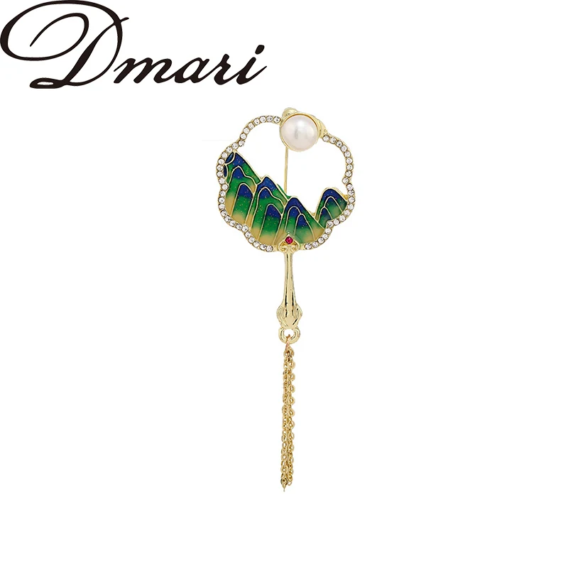 

Dmari Women Brooch Chinese Vintage Style Delicate Holding Fans Lapel Pins Pearled Enamel Tassel Accordion Badge Luxury Jewelry