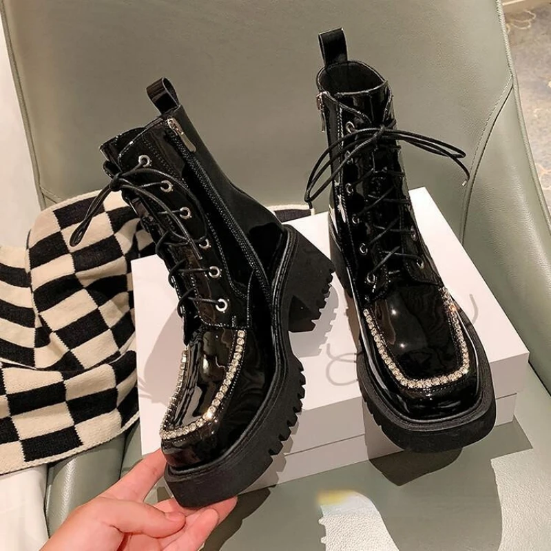 

Rhinestone Thick Bottom Martin Boots Side Zip Cow Patent Leather Thick with Short Boots Platform Boots Autumn Women's Shoes