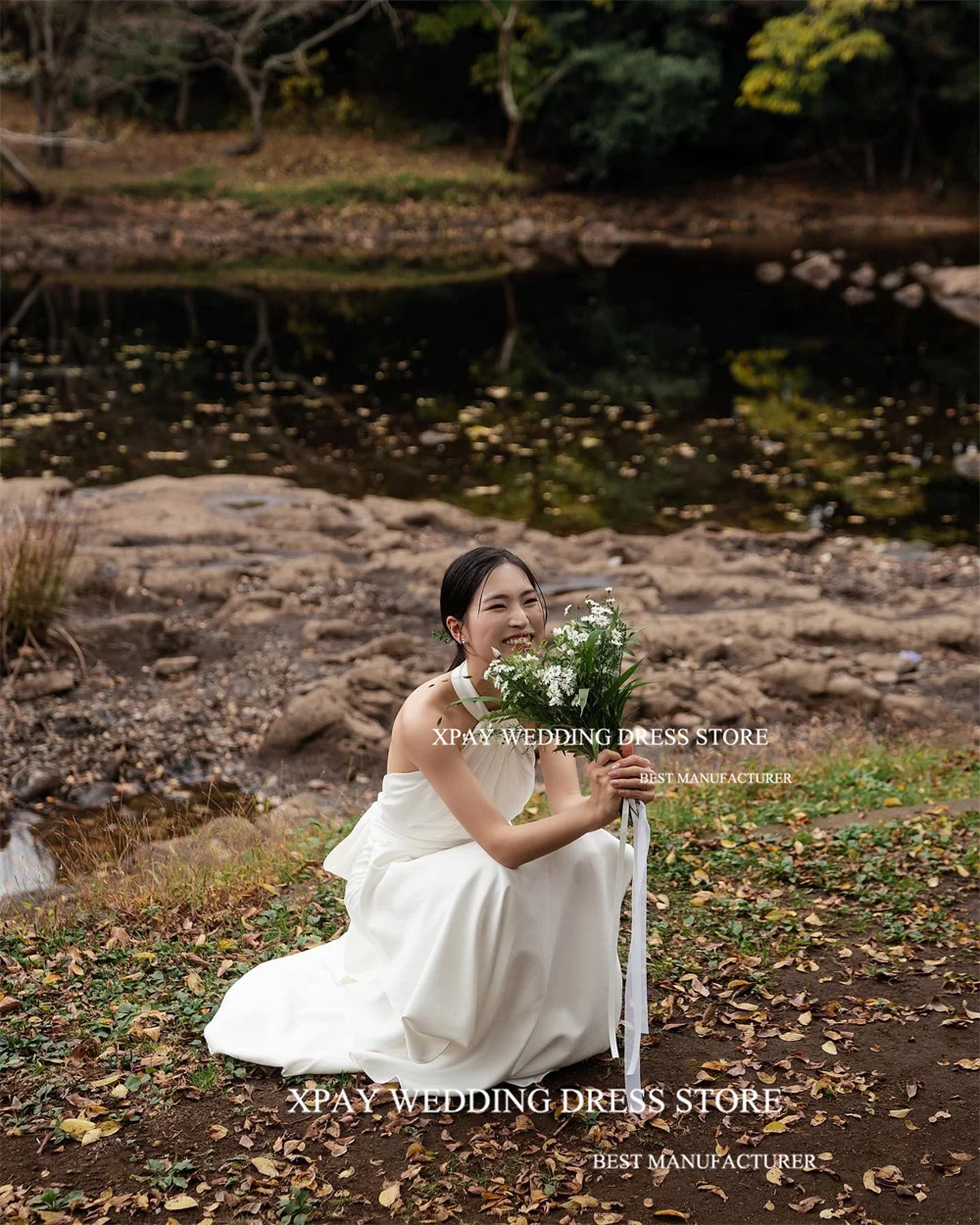 Платье Свадебное Плиссированное с лямкой на шее без рукавов