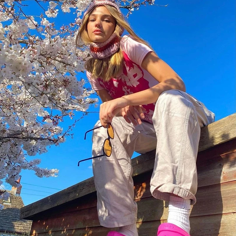 Рисунок 3 - Y2k одежда в эстетике на весну и осень