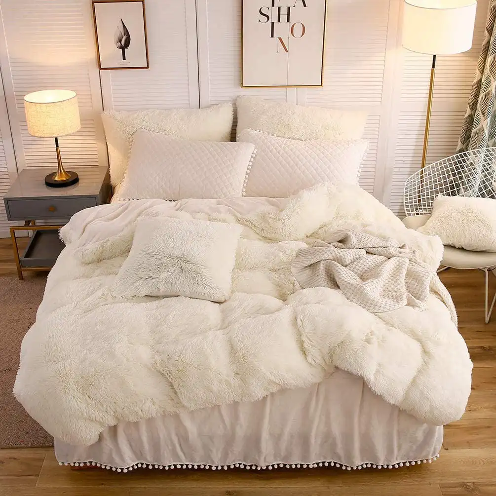 

LIFEREVO 3 Pieces Luxury Plush Shaggy Faux Fur Duvet Cover Set(1 Fluffy Fuzzy Comforter Cover + 2 Pompoms Fringe Quilted Pillow