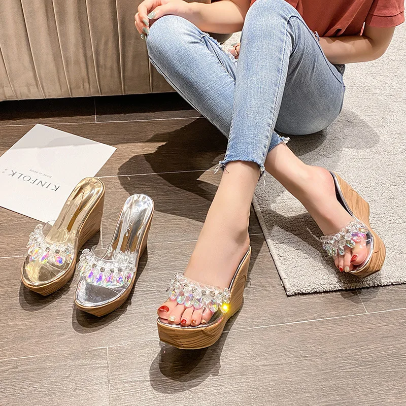 

Slippers Casual Shoes Slides Slipers Women Jelly Flip Flops Low Platform On A Wedge Heeled Mules Luxury 2023 Glitter Summer