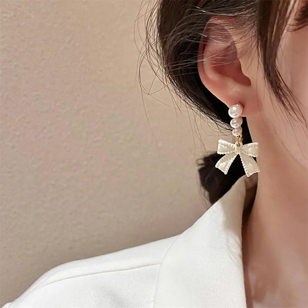 

1 Pair Women Earrings Korean Style Temperament Elegant Bow Faux Pearls Stud Earrings Female Jewelry Dangle Earrings For Party