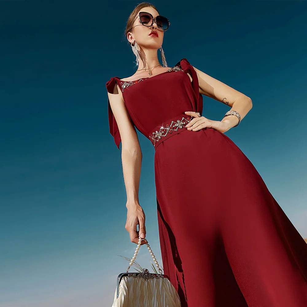New European and American dark red sleeveless lace-up dress Dubai dress with diamonds travel fashionable Muslim women's dress
