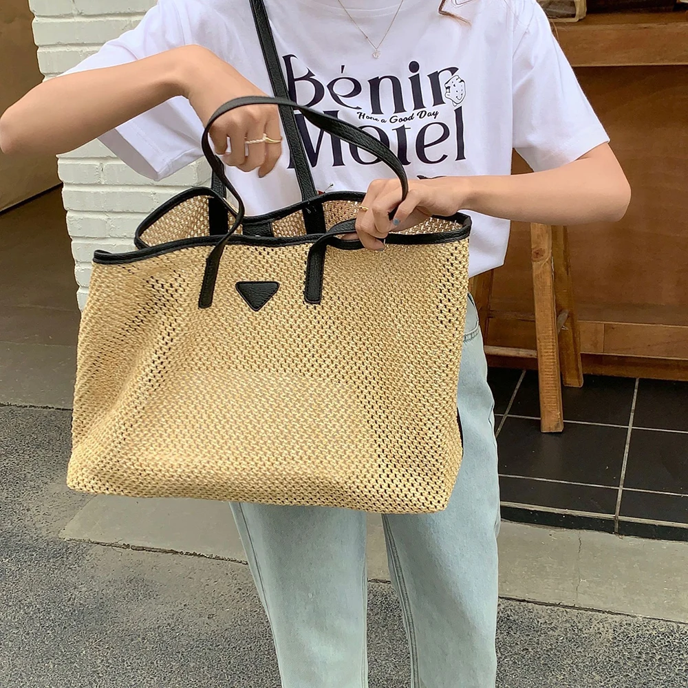 

Hollow Out Tote Bag Large Capacity Designer Handbags For Women 2023 New Handmade Knitting Casual Beach Shoulder Bag Purses