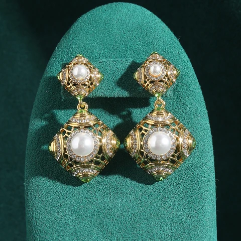 Винтажные элегантные дворцовые квадратные серьги с жемчугом для женщин, аксессуары золотого цвета, ювелирные изделия, роскошные тенденции, новинка 2023 года, высокое качество