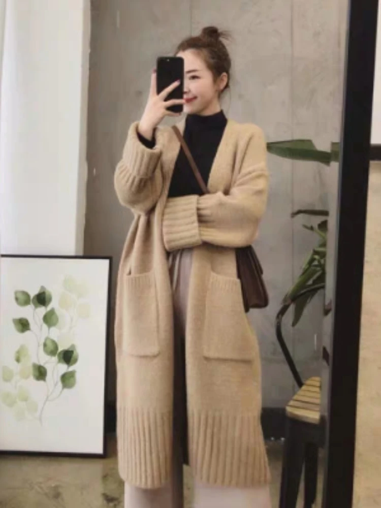 

2023 Korean Fashion Winter Clothes Women Sweater Solid Color V-Neck Mid-length Knitted Cardigan Coat Sweater Oversized Cardigan