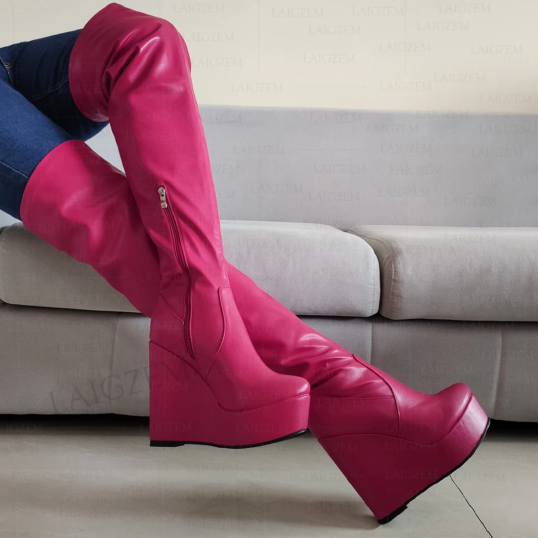 

Женские сапоги выше колена на платформе, из искусственной кожи