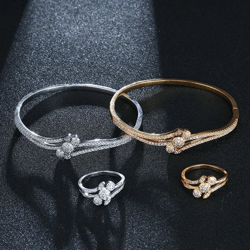 

Women’s Fashion Simple Three-Dimensional Plant Leaf Flower 2Pcs Bracelet Ring Set of High-Quality Aaa Zircon Sent Friends Birthd