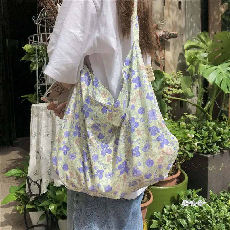 

Ladies Hand-Held Canvas Bag Large-Capacity Literature Art Retro Floral Shoulder Bag Messenger Bag Violet Hand Bag 2022 Cute Gift